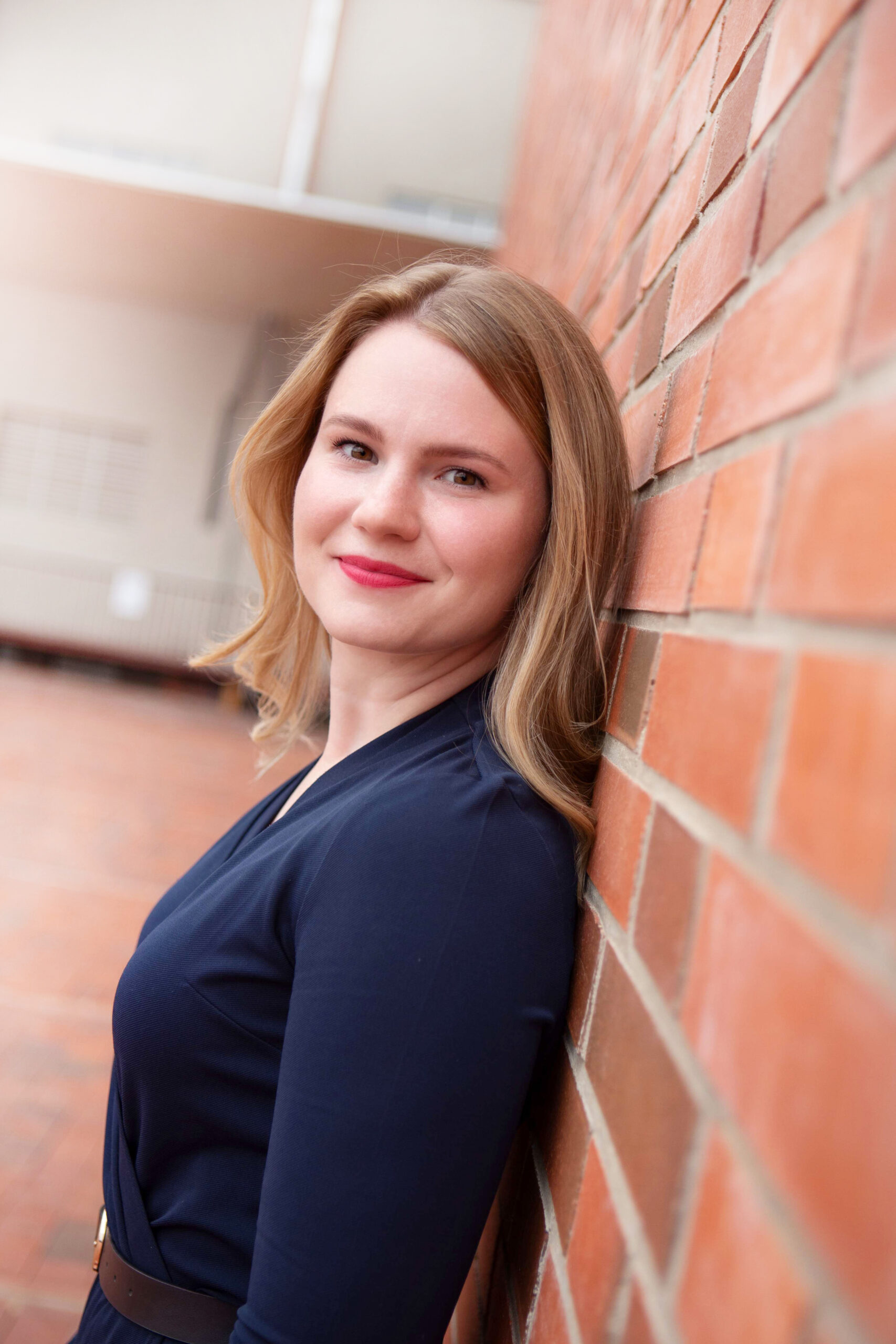 Mgr. Anna Holešovská